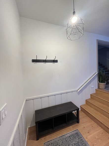 Building Photo - 1034 Chestnut St