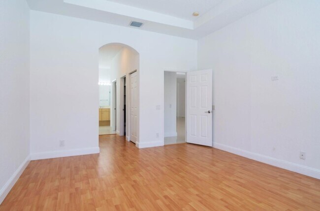 Building Photo - 2002 Schooner Ln