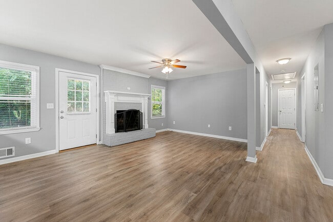 Building Photo - 1300 Milstead Ave NE