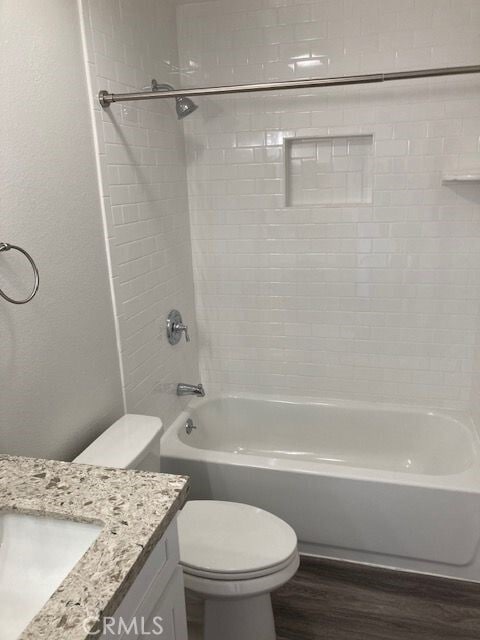 Building Photo - 7030 Seawind Dr