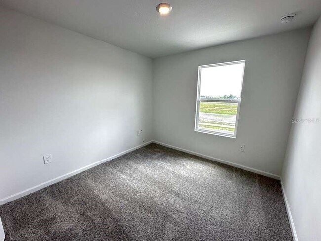 Building Photo - 2154 Chris Dr