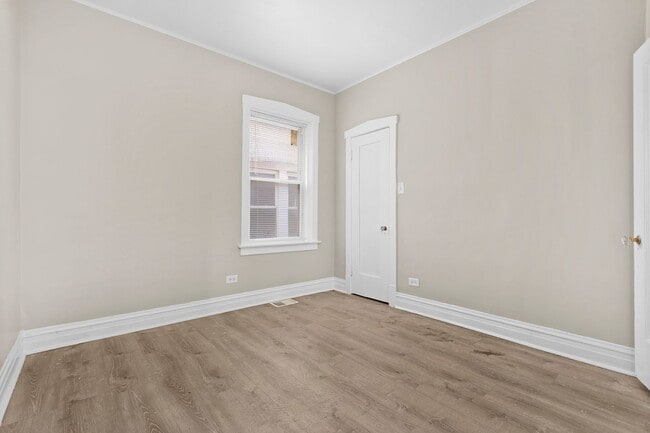 Building Photo - 5040 19th St