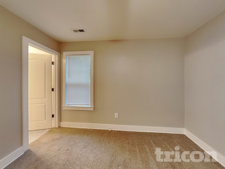 Building Photo - 150 McKinnon Ave NE