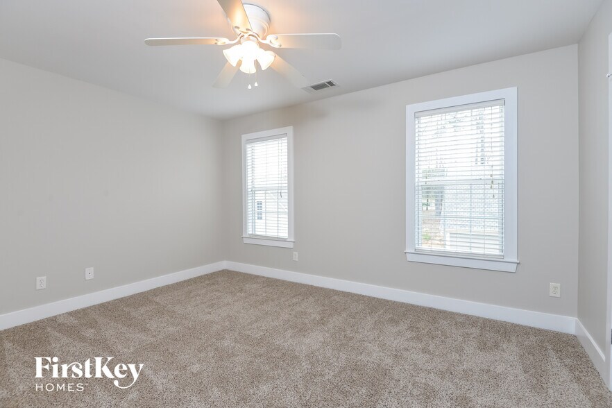 Building Photo - 5496 Wisteria Trace