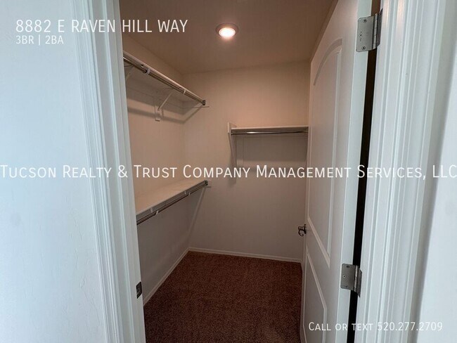 Building Photo - 8882 E Raven Hill Wy