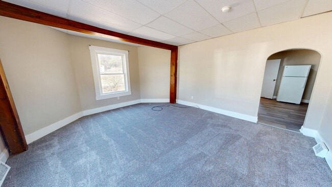 Building Photo - 33 Westminster Ave