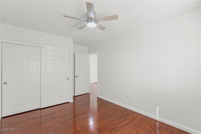 Building Photo - 11135 Alora St