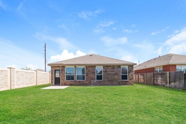Building Photo - 29602 Clover Shore Dr