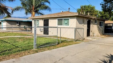 Building Photo - Ramona