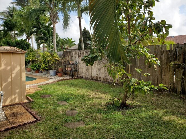 Building Photo - 9820 NW 24th St