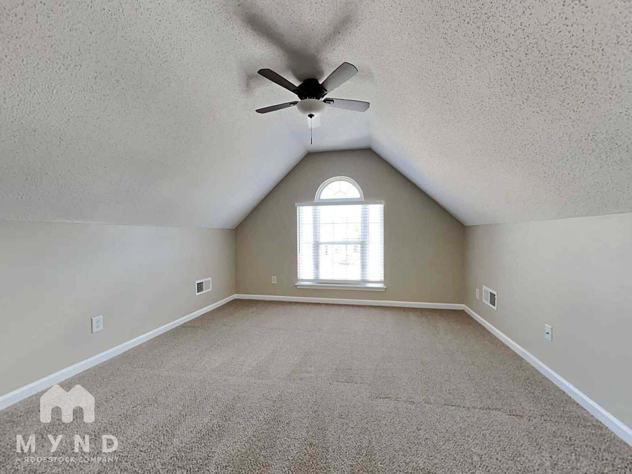 Building Photo - 166 Bluffton Rd