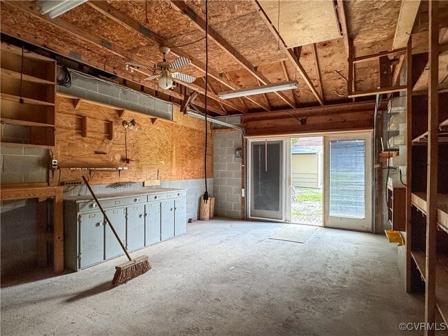 Building Photo - 10200 Graves Rd