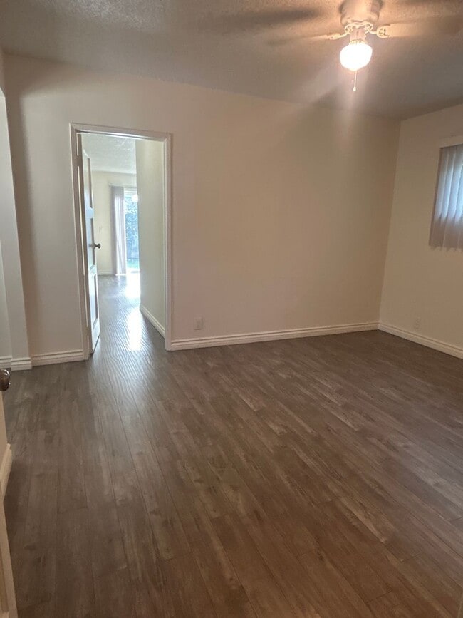 Building Photo - Spacious 3-Bed, 2-Bath Temple City House with 2-Car Garage