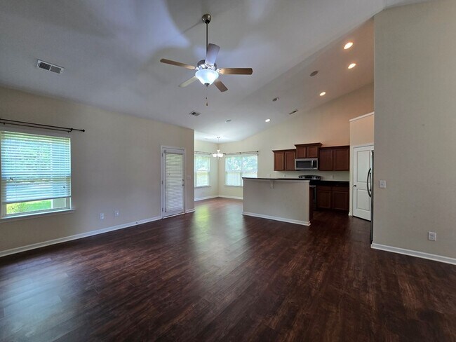 Building Photo - 1833 Talisker Dr