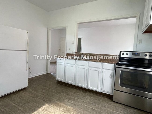 Building Photo - 545 Baltimore Ave