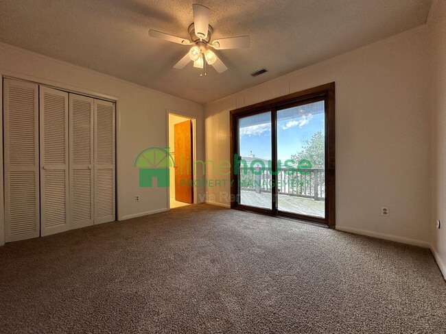 Building Photo - 4420 Ocean View Ave