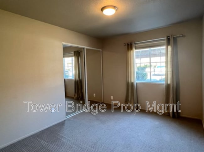 Building Photo - 11150 Trinity River Dr
