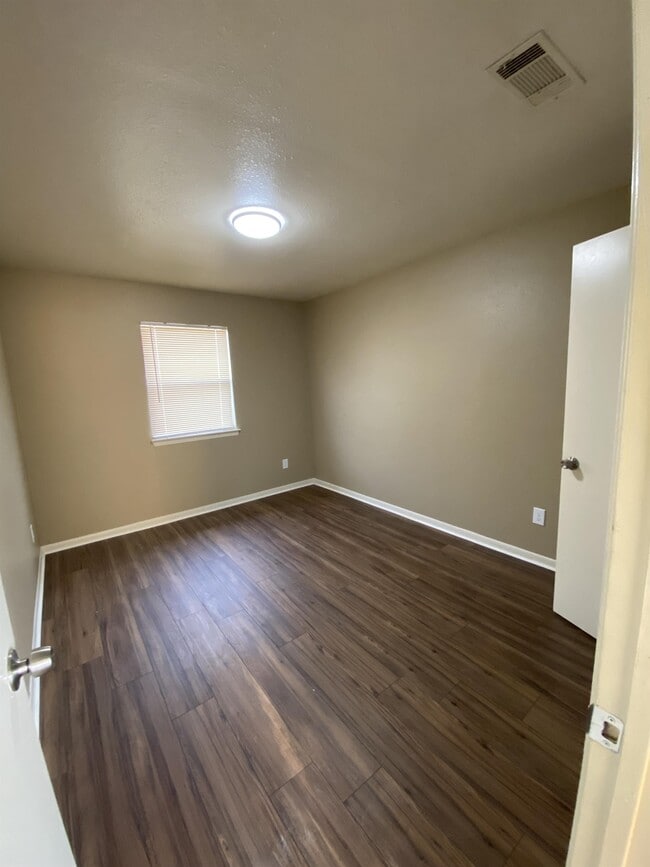 Building Photo - 307 Northern Dove Ln