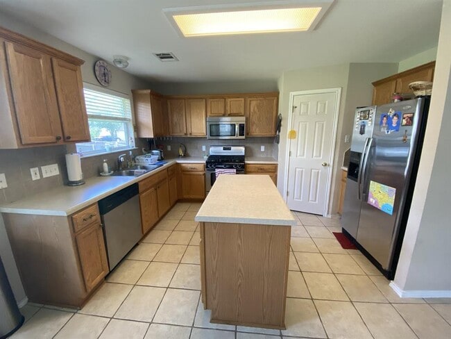 Building Photo - 11100 Shallow Water Rd