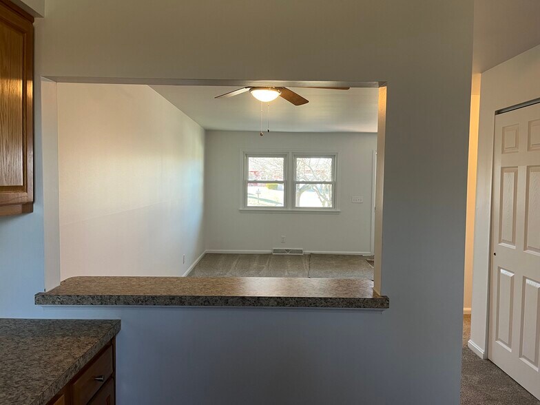 Building Photo - 177 Wyndcrest Ct
