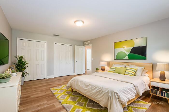 Building Photo - 2451 Foxhollow Rd