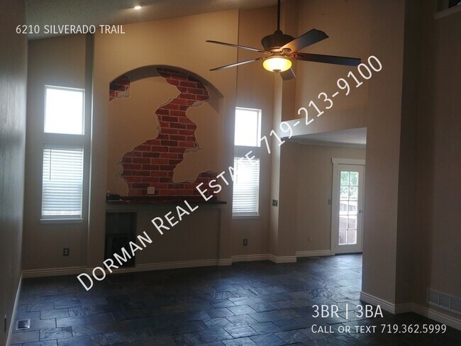 Building Photo - Updated 3 bedroom in Stetson Hills