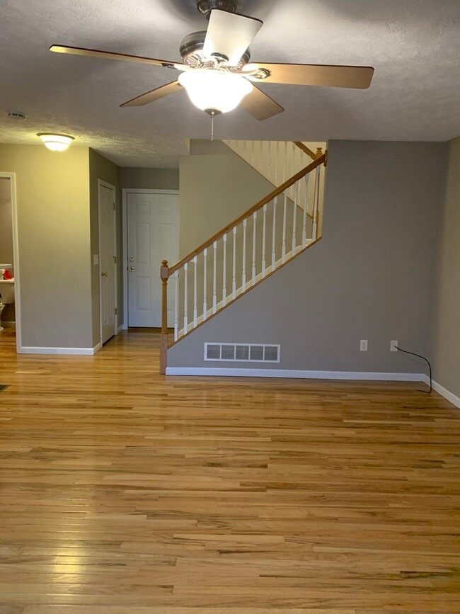 Building Photo - 1116 Doral Dr