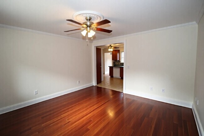 Building Photo - 218 Thurber Ave