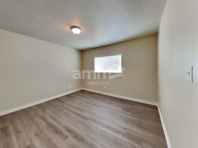 Building Photo - 2872 W 2075 S