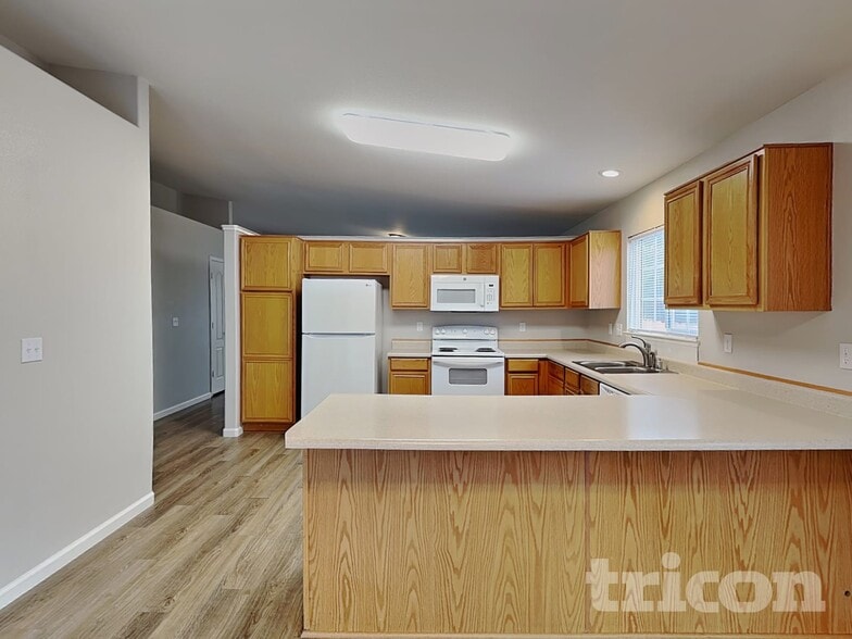 Building Photo - 18296 Lanceleaf Ct