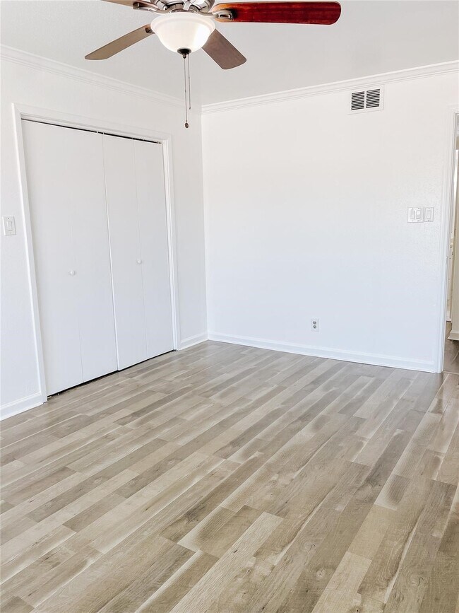 Building Photo - 14555 Wunderlich Dr