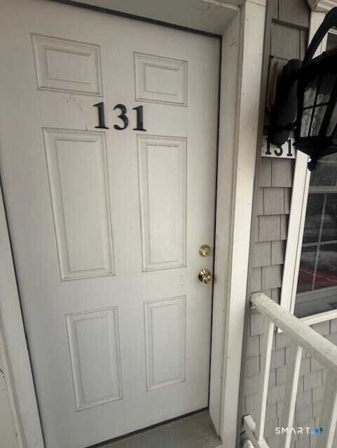 Building Photo - 127 Railroad St