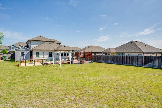 Building Photo - 709 Tinton Falls Ln
