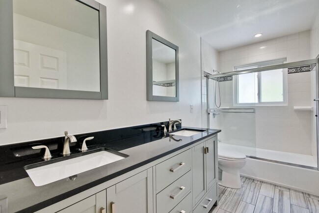 Building Photo - Charming Updated 4 Bedroom Home in Santa Clara with Expansive Backyard and Fruit Trees.