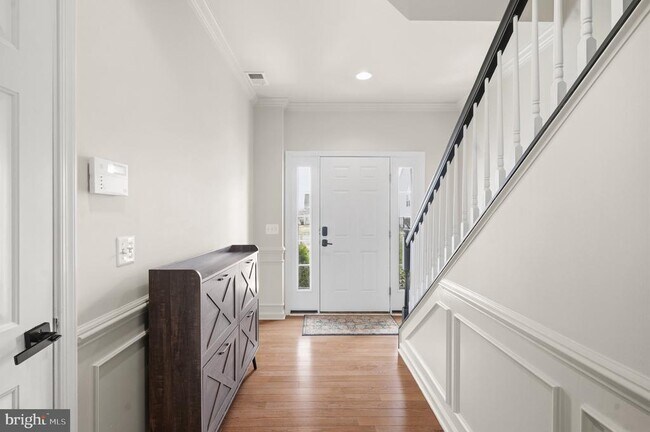 Building Photo - 15098 Danehurst Cir