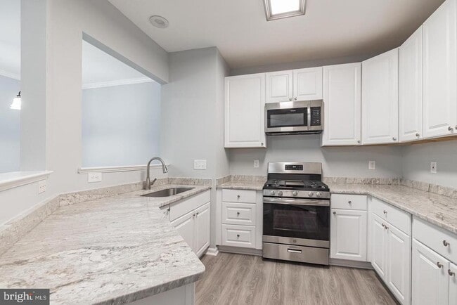 Building Photo - 111 Whiskey Creek Cir