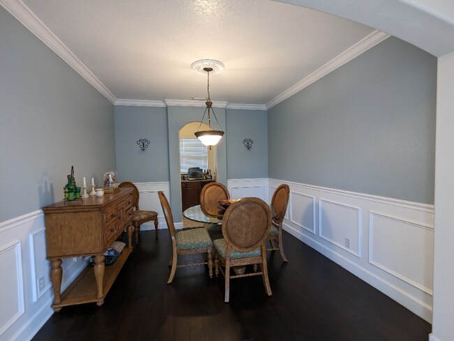 Building Photo - 1340 Talon Way