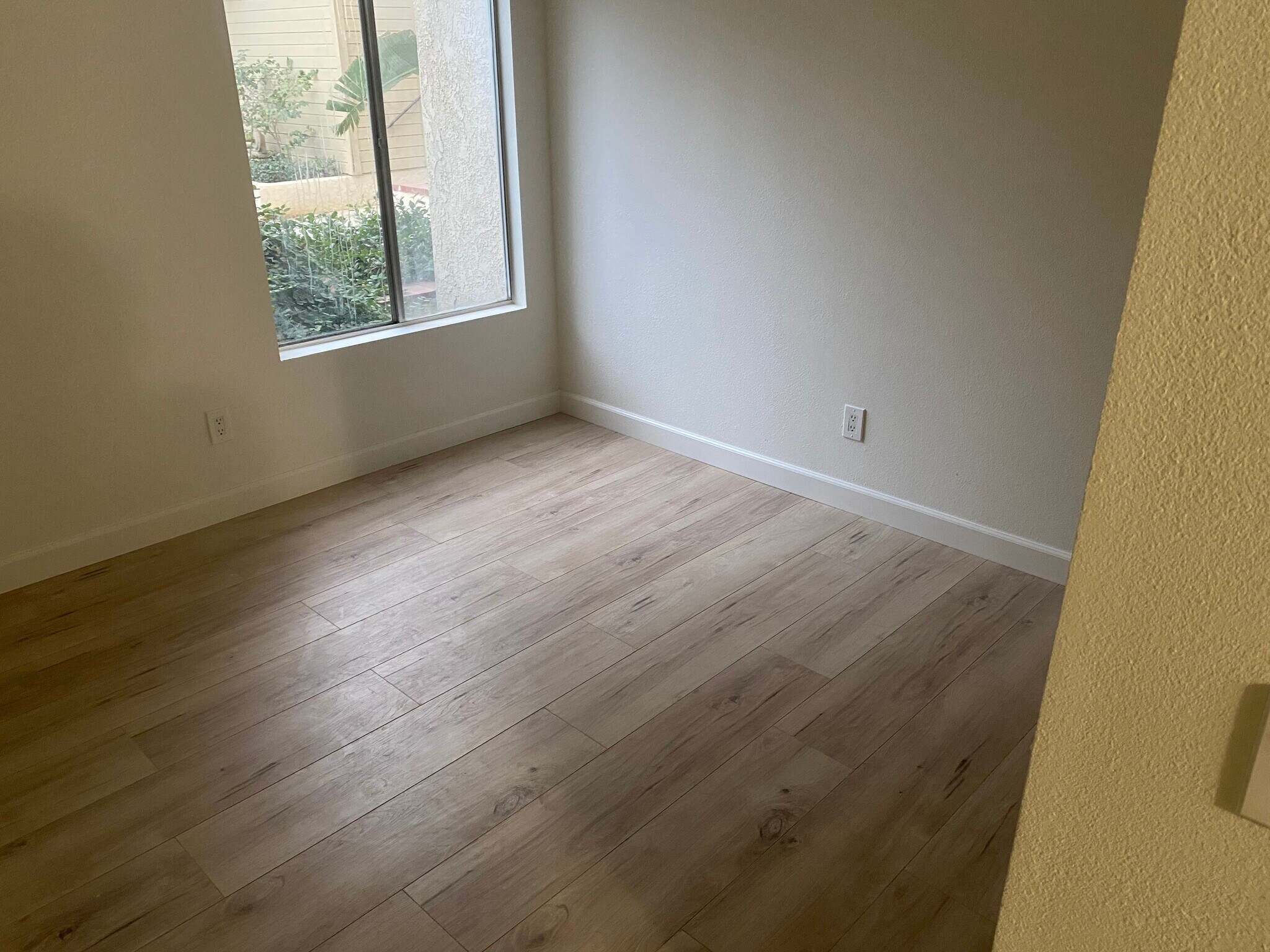 Building Photo - 18350 Hatteras St