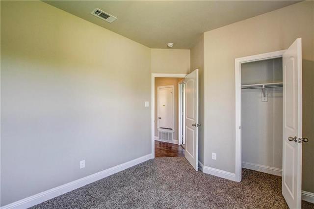 Building Photo - 425 Canvas Ct