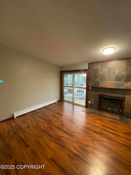 Building Photo - 11401 Heritage Ct