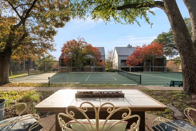 Building Photo - 143 World of Tennis