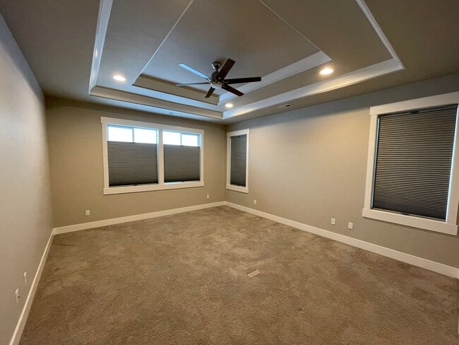 Building Photo - 3075 Deserthawk Lp