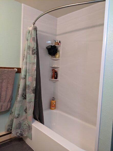 Building Photo - 511 Constitution Ave S