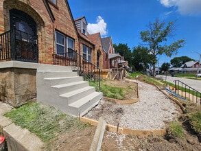 Building Photo - 8623 Tara Ln