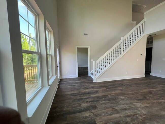 Building Photo - 1036 Abbott St