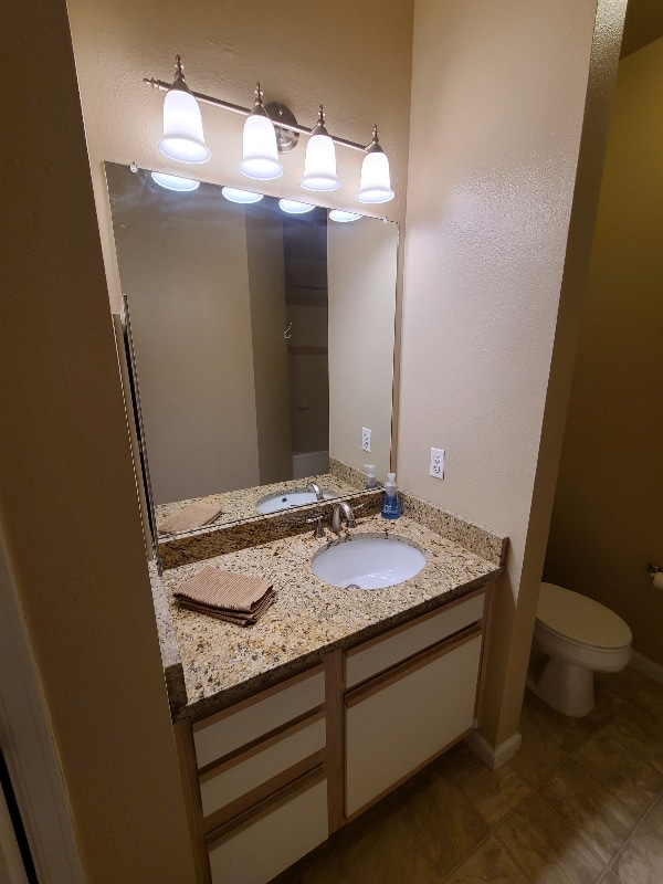 Building Photo - 7462 S Quail Cir