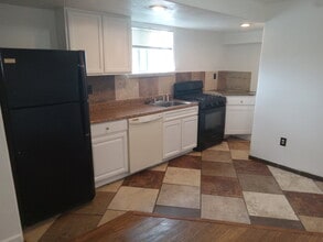 Building Photo - 260 W Antelope Dr