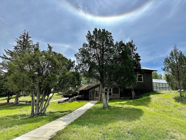 Building Photo - 783 Montana 2-SI ID1562867P