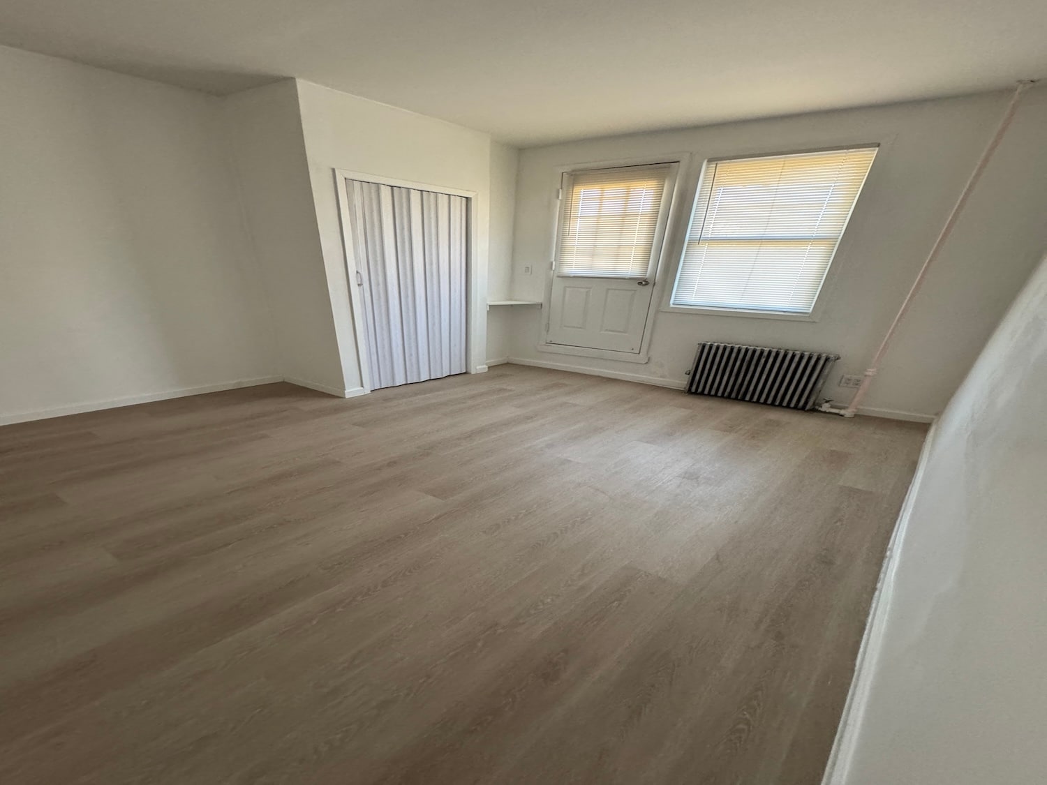 Building Photo - 229 57th St