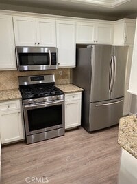 Building Photo - 25171 La Jolla Way